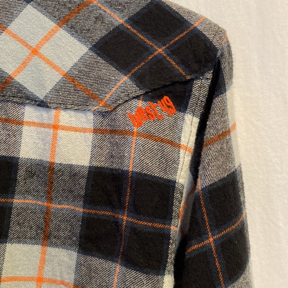 West 49 Long Sleeve Flannel Shirt - Size L - Picture 3 of 4
